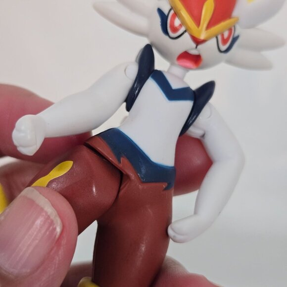 Pokemon Cinderace Action Figure Battle Feature Kicking Leg 2021 Jazwares 5" - Picture 3 of 7